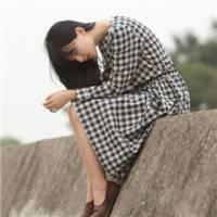 陈昔瞳 轻轻的拂动着我那一点