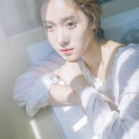 若我安静的走开，你是否会忘记了我的容颜 Love is ab