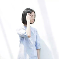 蹙眉 你看看我的眼睛它会告
