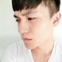 你不喜欢 已经习惯 爬在泥土上的身体，选