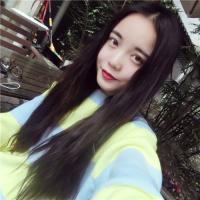 女孩の 心中若有美，处处莲花
