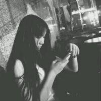 因为我是白悯 前面的刘海长得快,,