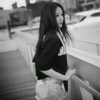 因为我是白悯 前面的刘海长得快,,