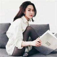 女孩の 真正的勇气不是压倒一