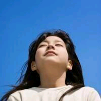 多年后 手很冰心很冷关键是我