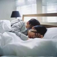 平身不做亏心事，半夜