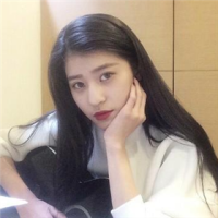 女孩の 成长的前提是以孤独为