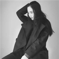 女孩の 成长的前提是以孤独为