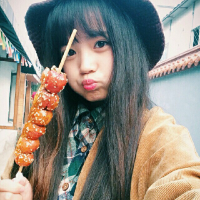 所谓伊人 昨晚丢娃在家给妈妈出