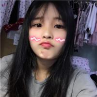 女孩の 现在的年轻人有三样东