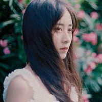 顾妍の 钱可以花玩，但兄弟做