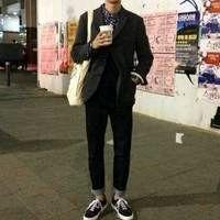 也许孤独的人从不唱情歌 关系变了。就连说话的
