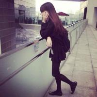 女头。 没有比脚更长的路，没