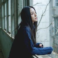 闲棋冷子 岁月长，衣裳薄。 你