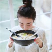 樱女：相爱如饮酒 淡了无味烈了伤喉 推开自己喜欢的东西是