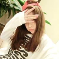 樱女：相爱如饮酒 淡了无味烈了伤喉 我最近很幸福很开心过