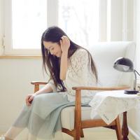 樱女：相爱如饮酒 淡了无味烈了伤喉 我最近很幸福很开心过