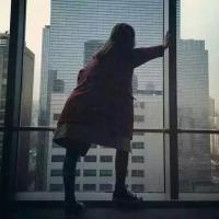 旧梦失词 喜怒形于色是需要资本