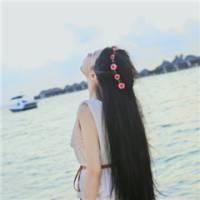 顾妍の 结婚证和卫生许可证的