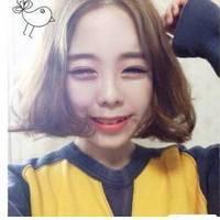短发也很好！ 静悄悄的跟在你的身后