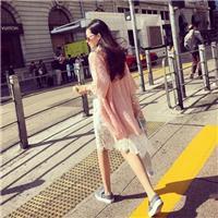 睁眼时他在认真的吻我