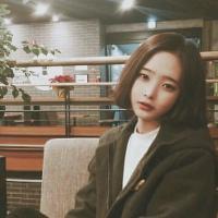 喜怒形于色是需要资本