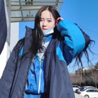 蹙眉 对所热爱的事情都不留