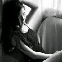 女孩の 你别难过只管迈开步子