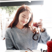 女孩の 你别难过只管迈开步子