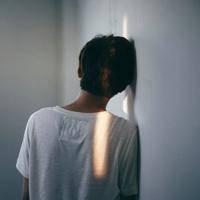 Bad 我会带着笑脸挥手寒喧