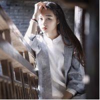 女孩の 早上开心的事就是：裹