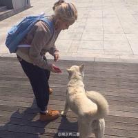 阴天快乐 何必在乎别人的看法，
