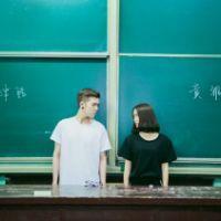 原谅我不善言辞 你说我们像是鱼和水，