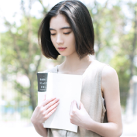 还留着长发吗 因为，约还没有赴，你