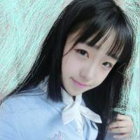 若无人伴你，愿你成自己的太阳。 和心爱的人，两个孩子