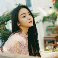 这里美女琳 没有比安静的厕所更适