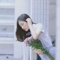 这里美女琳 没有比安静的厕所更适