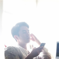 咆哮 毕竟疼痛和疯癫谁都看