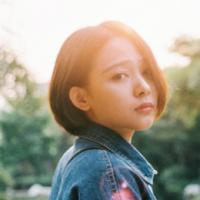 爱与恨纠缠不休 你们经过草丛的时候小