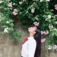 青春如梦，岁月如花。 如果不是你在学校，我
