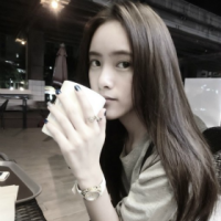 画旧模样。 每当女生围着你的时候