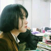 KarRoy 年轻的时候，连多愁善