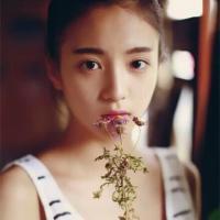 人总是那样多愁善感让人着急 哪怕以后会有更多的苦
