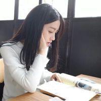 哦 躲避人群在安静的角落