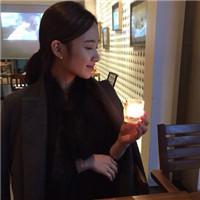 从前不会挽留 以后不会将就 请记住我是一个高冷的