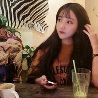 请不要卷走我全部的青春。 其实我很清楚只要你碰