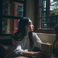 《美女琳》 所谓伊人，在水一方。
