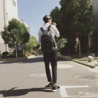 别人家的数学老师。已被帅哭 只有十分努力，才能看