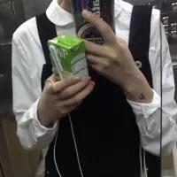 会有你囍。 不要被生活蹂躏了你的