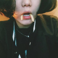 恩。 王者不是天天有，低调